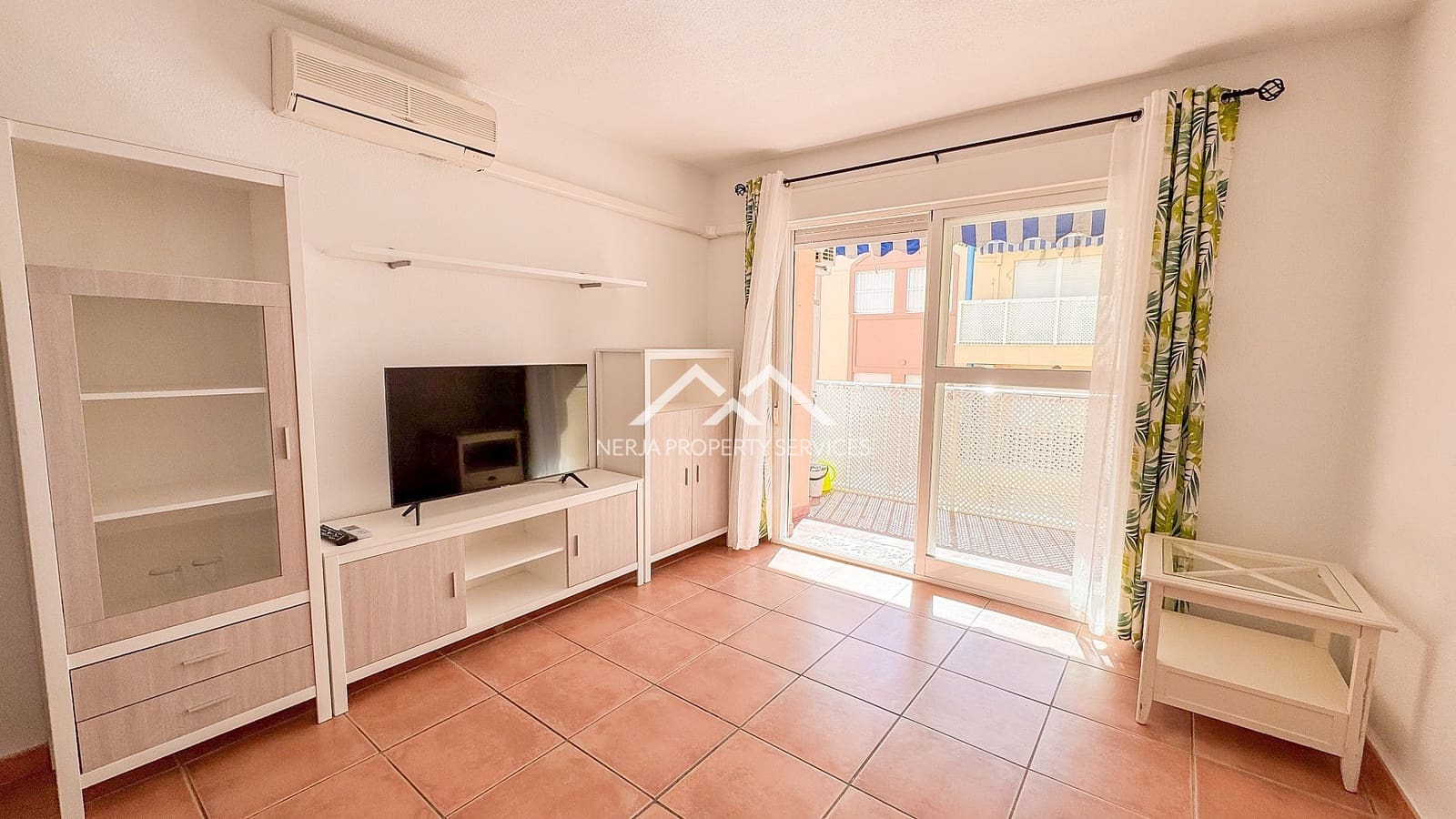 2 soveværelse Lejlighed til salg i Torrox - € 240.000 (Ref: 9606696)