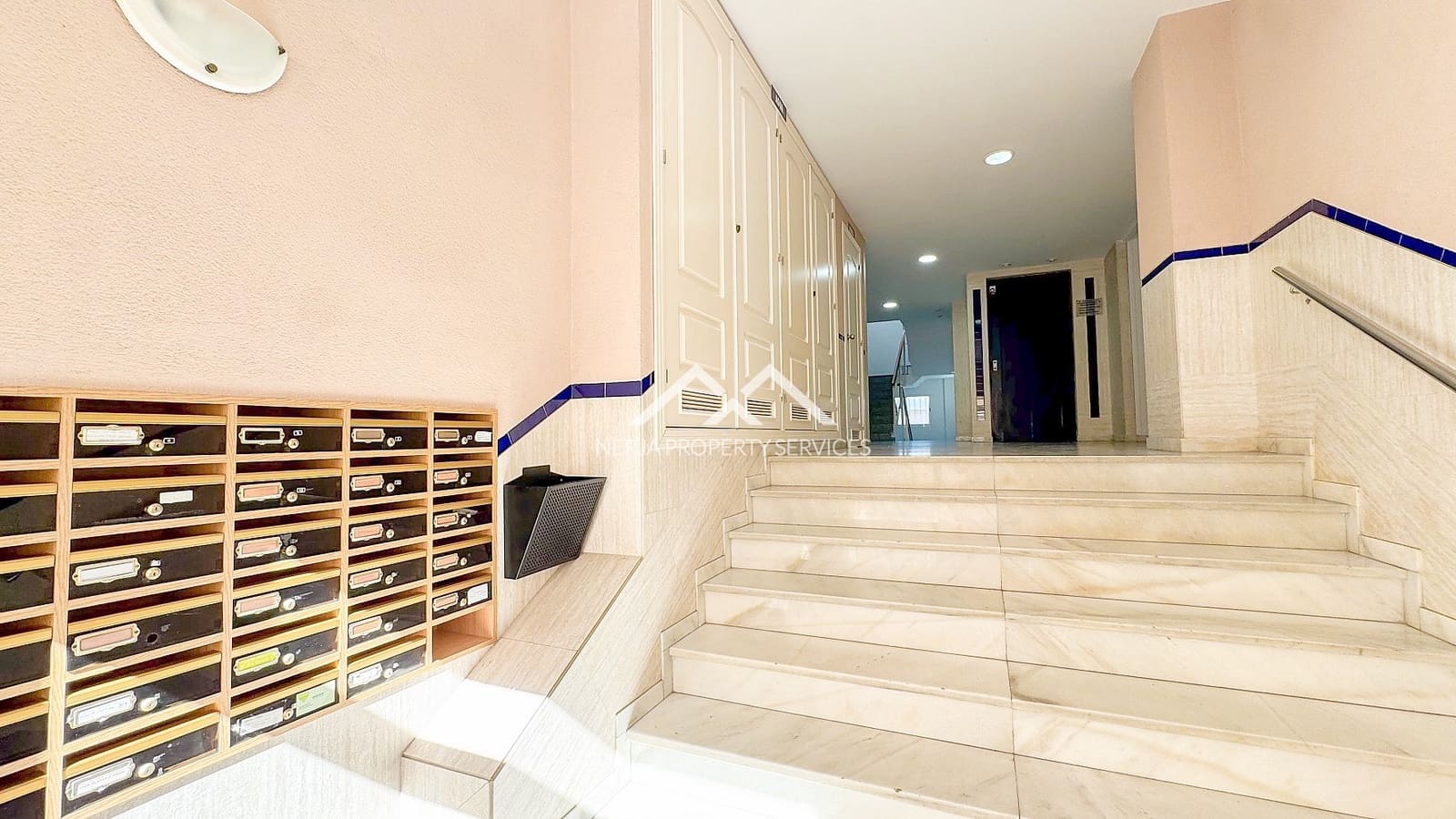 2 soveværelse Lejlighed til salg i Torrox - € 240.000 (Ref: 9606696)