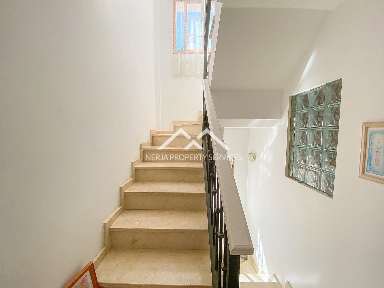 3 soverom Rekkehus til leie i Frigiliana med svømmebasseng - € 1 600 (Ref: 9610192)