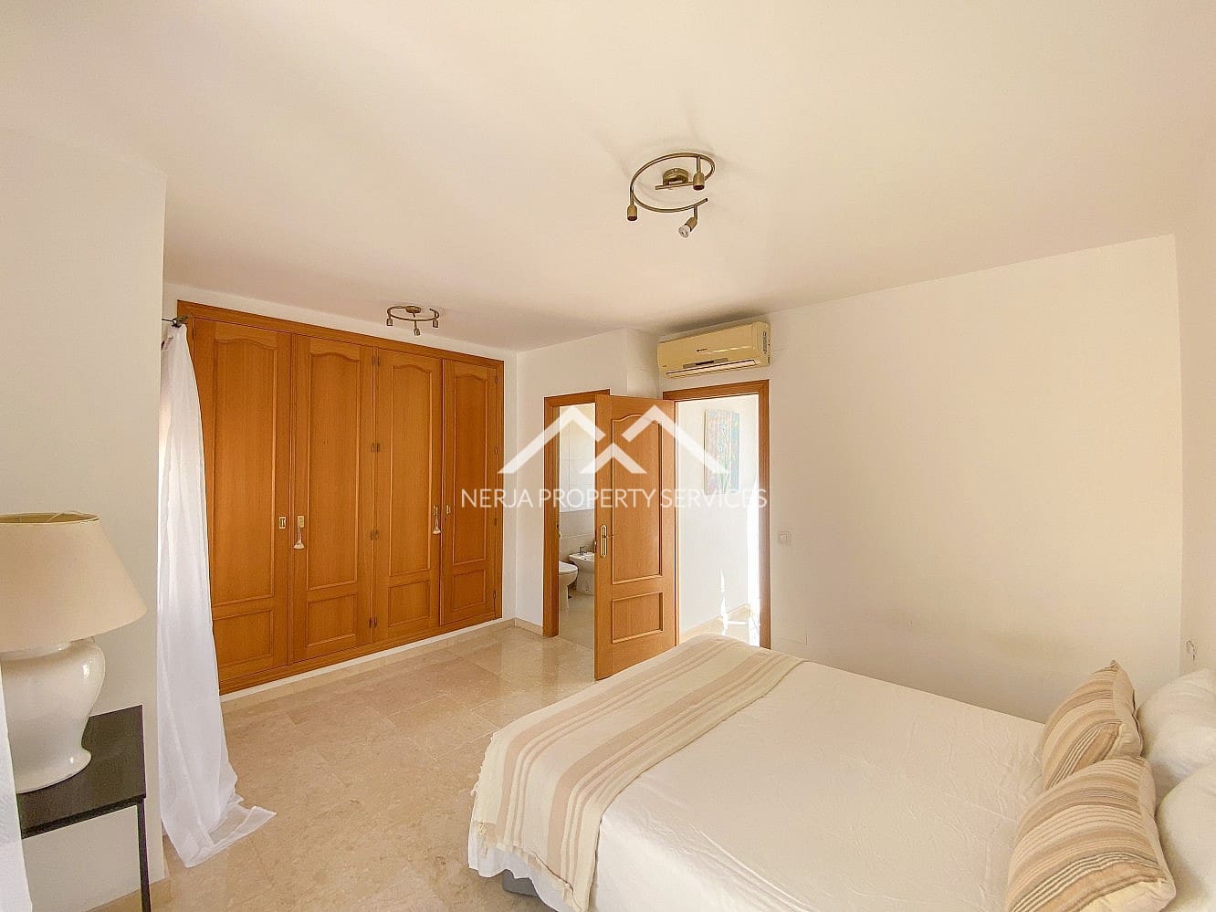 3 soverom Rekkehus til leie i Frigiliana med svømmebasseng - € 1 600 (Ref: 9610192)