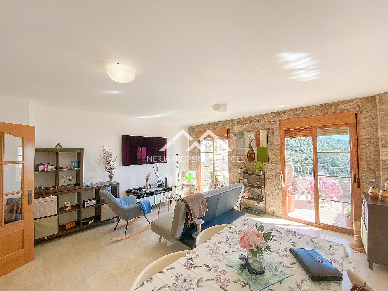 3 soverom Rekkehus til leie i Frigiliana med svømmebasseng - € 1 600 (Ref: 9610192)