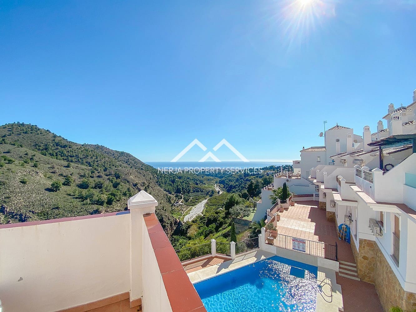 3 soverom Rekkehus til leie i Frigiliana med svømmebasseng - € 1 600 (Ref: 9610192)