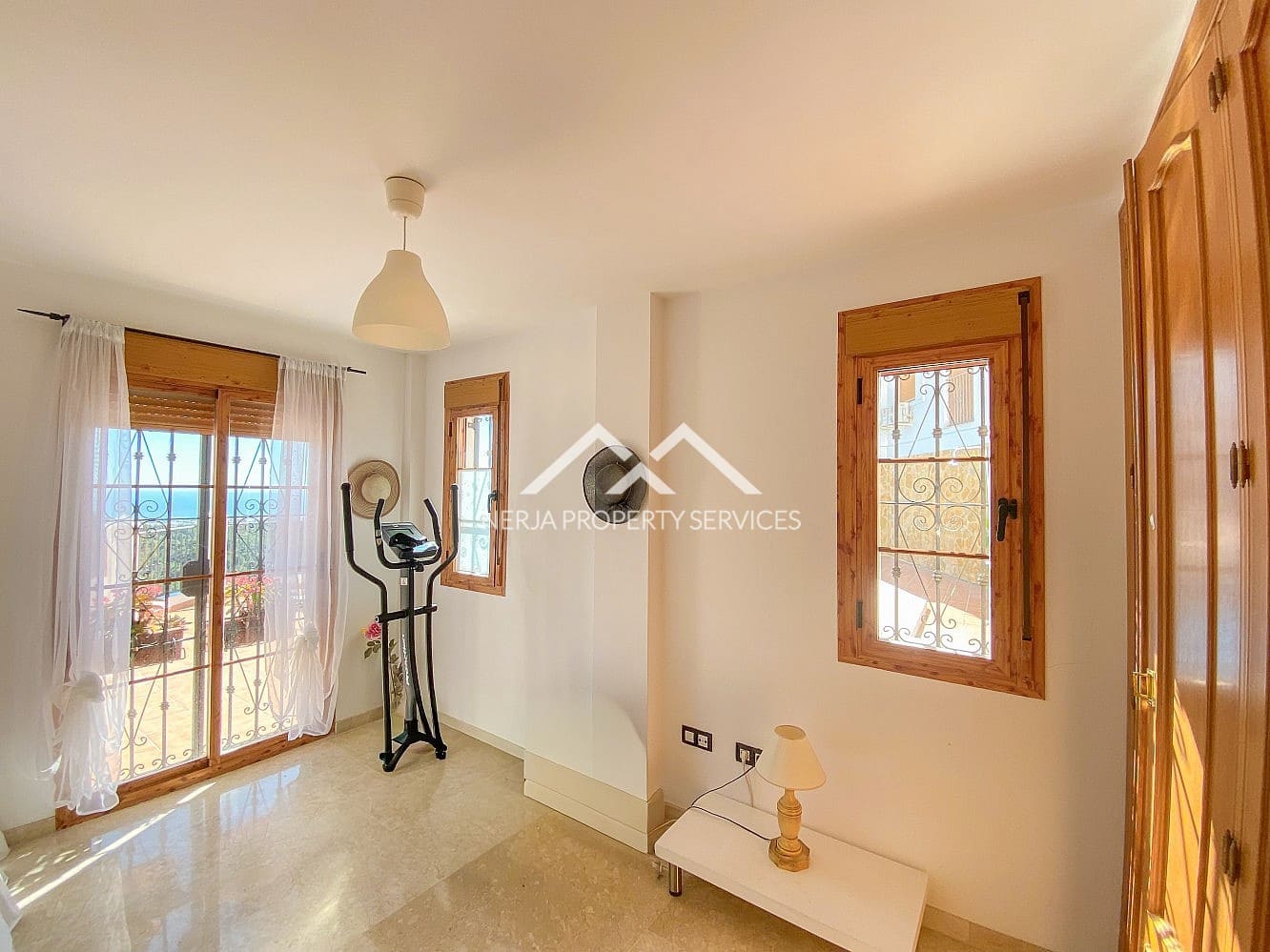 3 soverom Rekkehus til leie i Frigiliana med svømmebasseng - € 1 600 (Ref: 9610192)