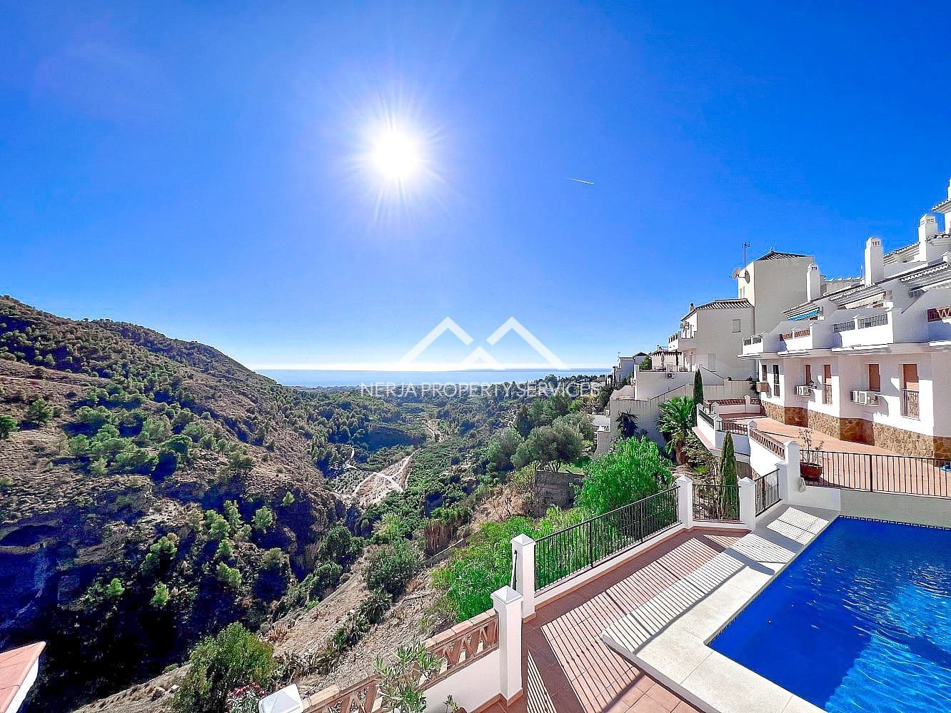 3 soverom Rekkehus til leie i Frigiliana med svømmebasseng - € 1 600 (Ref: 9610192)