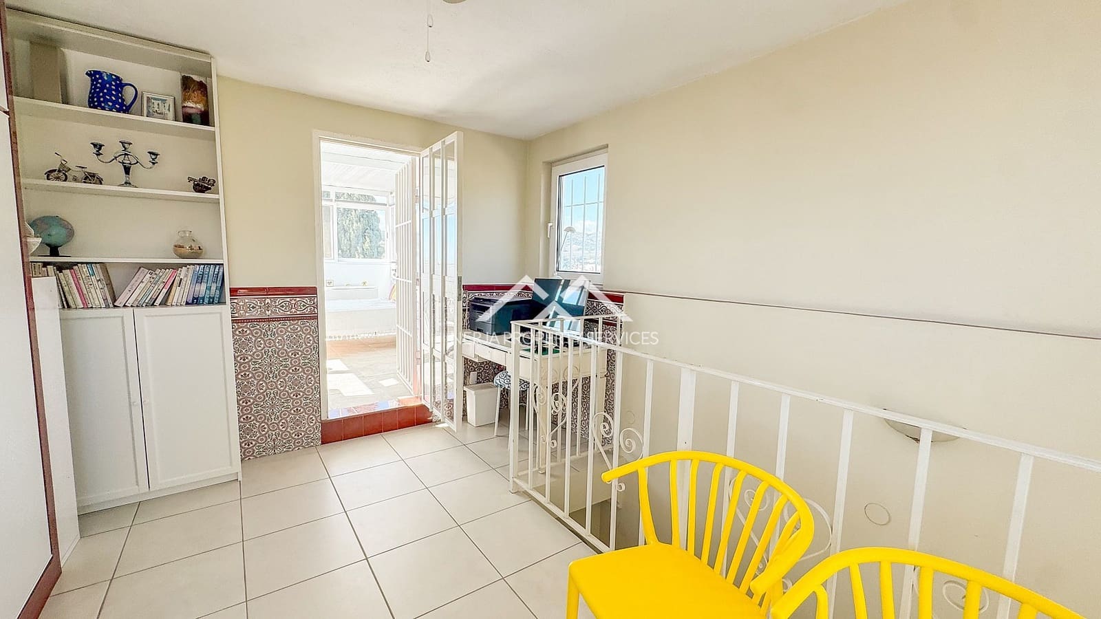 3 soveværelse Villa til salg i Nerja med swimmingpool - € 695.000 (Ref: 9611871)