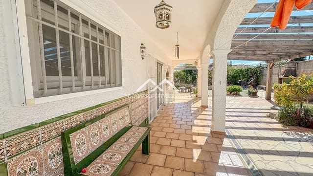 3 soverom Villa til salgs i Centro, Nerja med svømmebasseng - € 695 000 (Ref: 9611871)