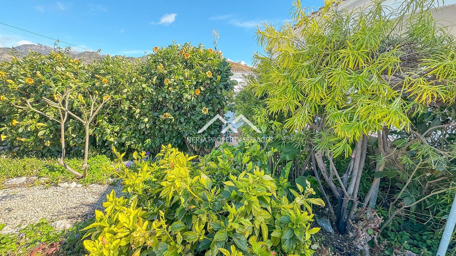 3 soveværelse Villa til salg i Nerja med swimmingpool - € 695.000 (Ref: 9611871)