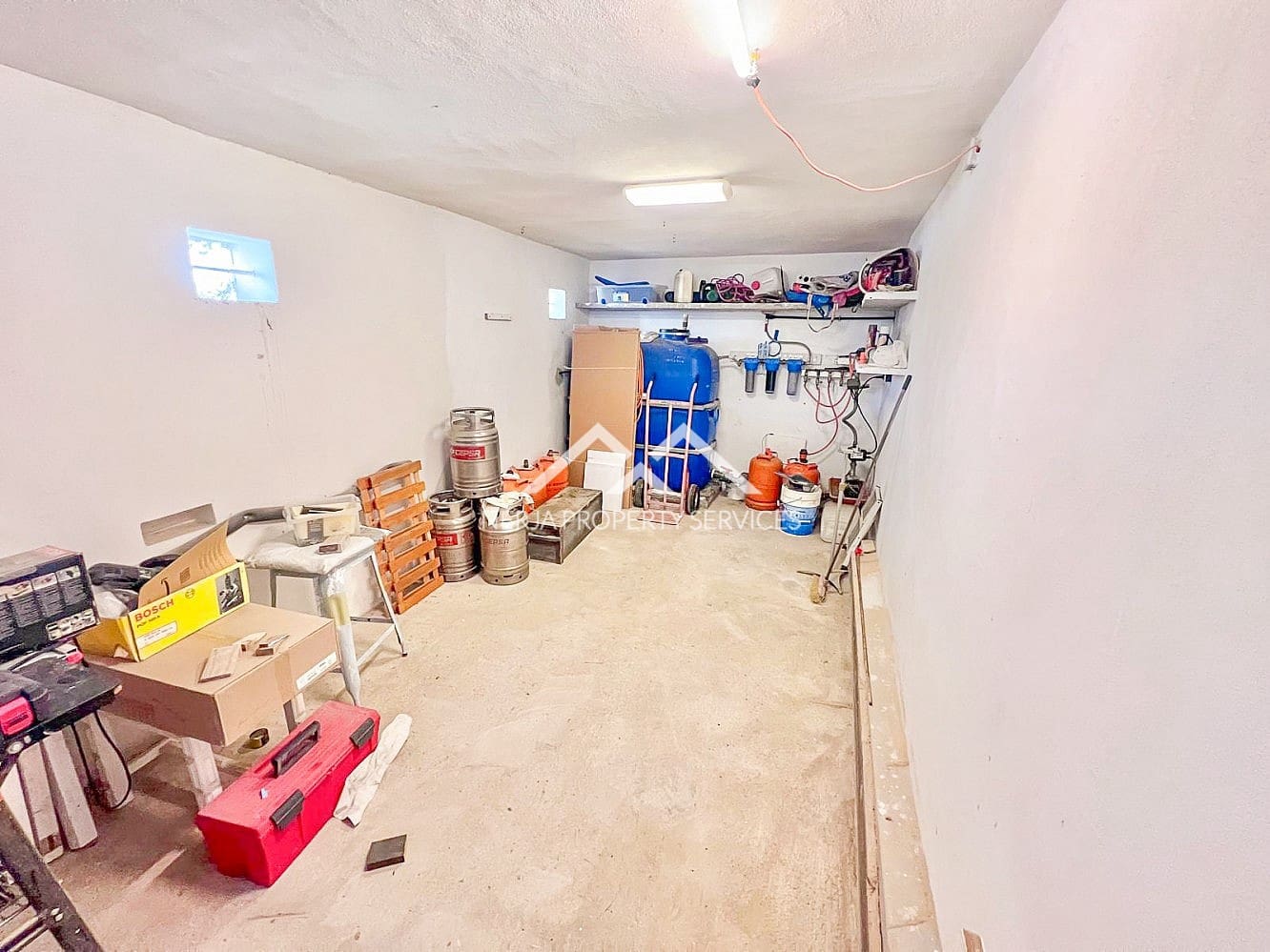 3 soveværelse Villa til salg i Nerja med swimmingpool - € 695.000 (Ref: 9611871)