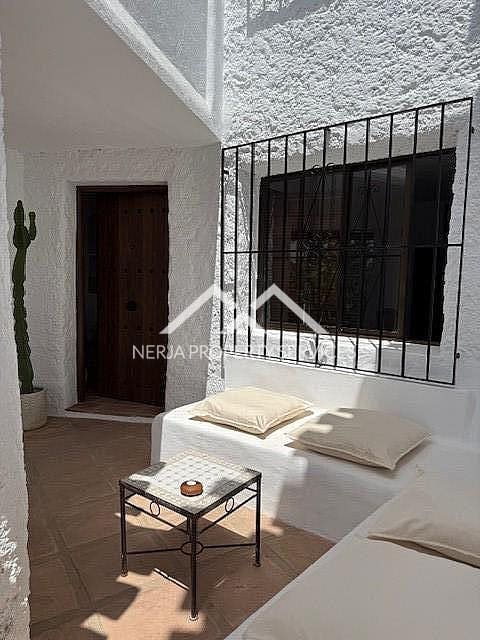 2 bedroom Villa for sale in Salobrena - € 319,000 (Ref: 9611974)