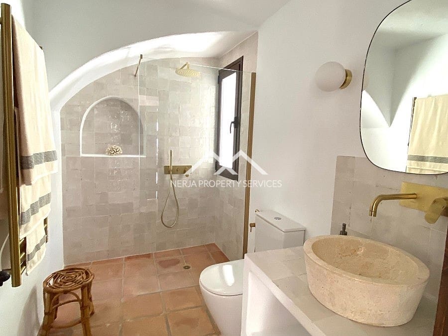 2 bedroom Villa for sale in Salobrena - € 319,000 (Ref: 9611974)