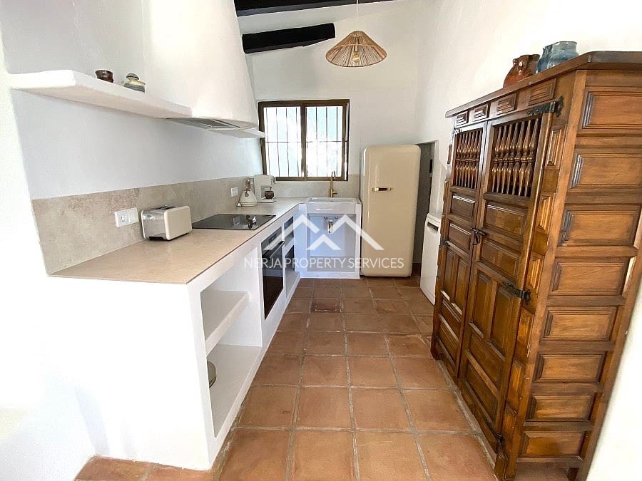 2 bedroom Villa for sale in Salobrena - € 319,000 (Ref: 9611974)