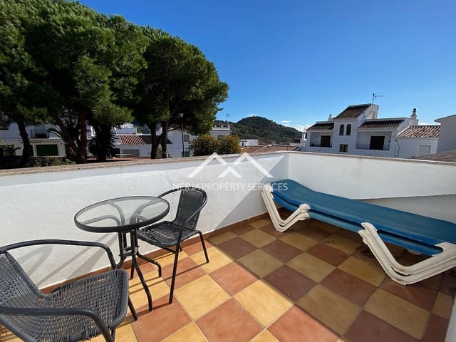 3 soveværelse Byhus til leje i Frigiliana med garage - € 900 (Ref: 9640961)