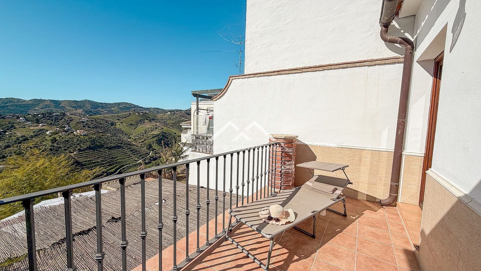 5 sypialnia Willa na sprzedaż w Frigiliana - 780 000 € (Ref: 9650626)