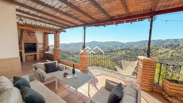 5 sypialnia Willa na sprzedaż w Frigiliana - 780 000 € (Ref: 9650626)