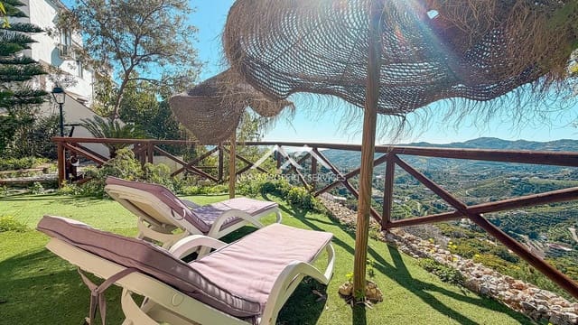 5 sypialnia Willa na sprzedaż w Frigiliana - 780 000 € (Ref: 9650626)