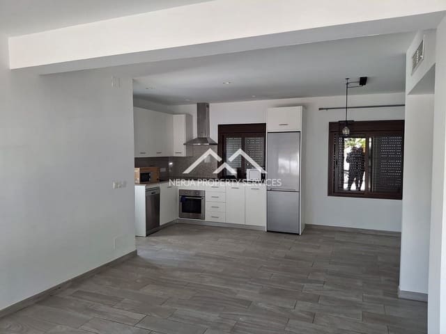 Apartamento de 2 habitaciones en Frigiliana en alquiler - 1.200 € (Ref: 9669316)