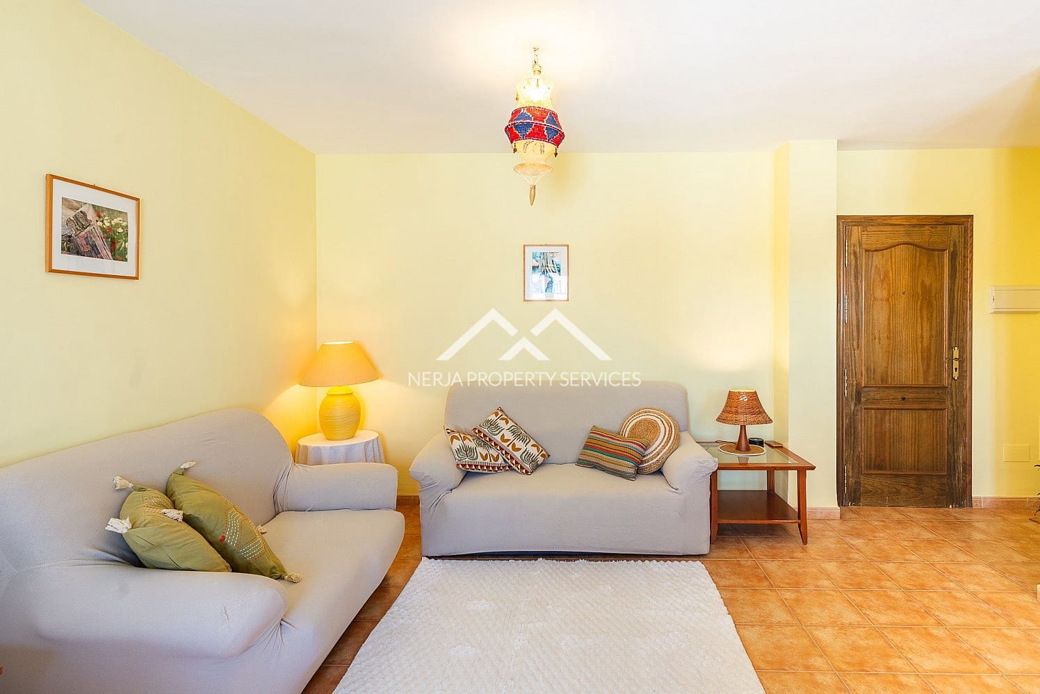 2 bedroom Apartment for sale in Frigiliana with pool - € 230,000 (Ref: 9699681)