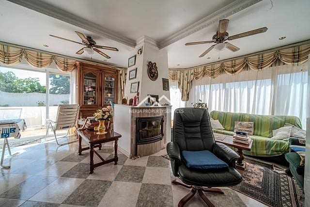 6 camera da letto Villa in vendita in Nerja con piscina - 550.000 € (Rif: 9699683)