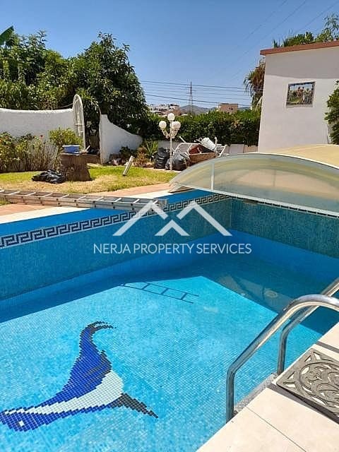 6 camera da letto Villa in vendita in Nerja con piscina - 550.000 € (Rif: 9699683)