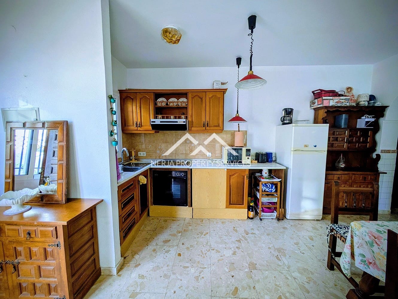 6 camera da letto Villa in vendita in Nerja con piscina - 550.000 € (Rif: 9699683)