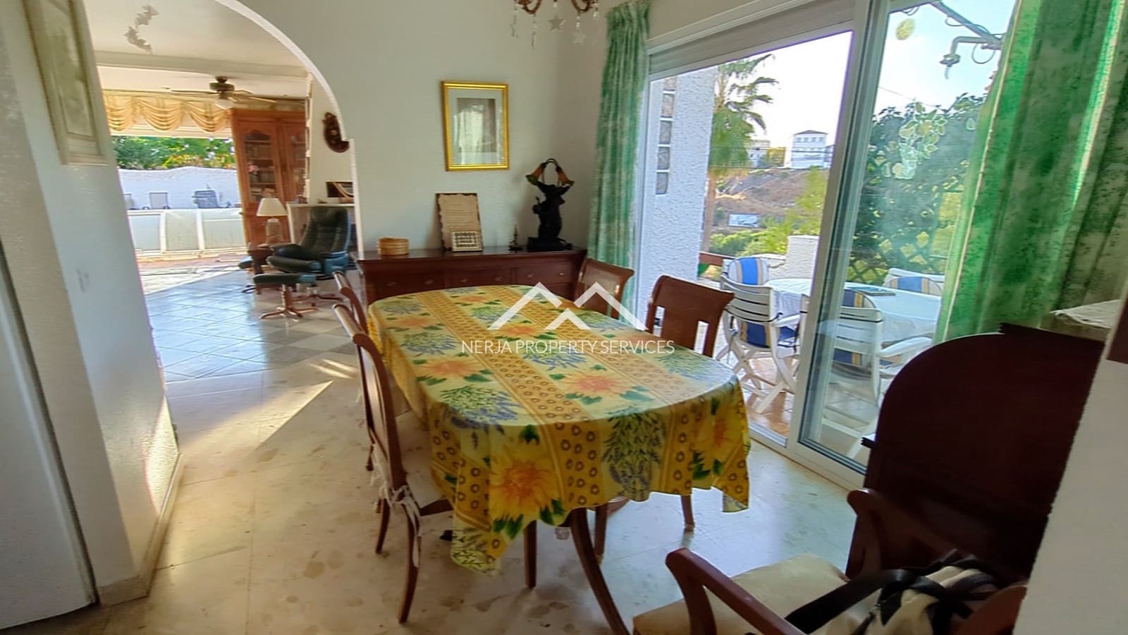 6 camera da letto Villa in vendita in Nerja con piscina - 550.000 € (Rif: 9699683)