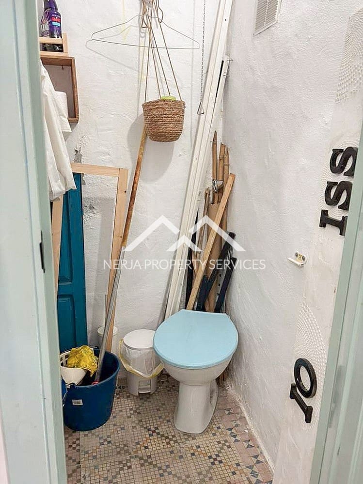 Commercial for rent in Frigiliana - € 600 (Ref: 9720551)