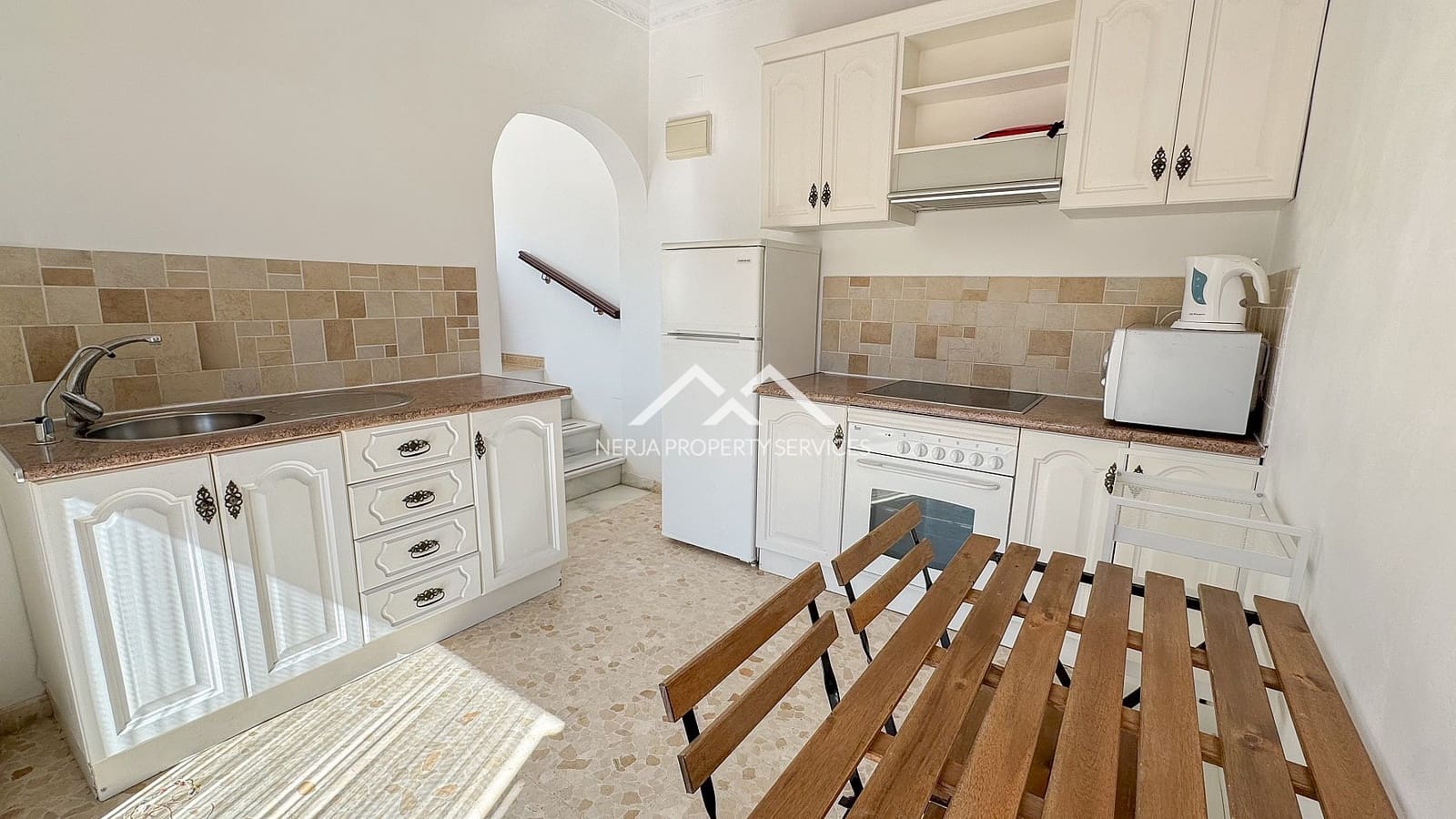 4 soveværelse Villa til salg i Nerja med swimmingpool garage - € 549.000 (Ref: 9748362)