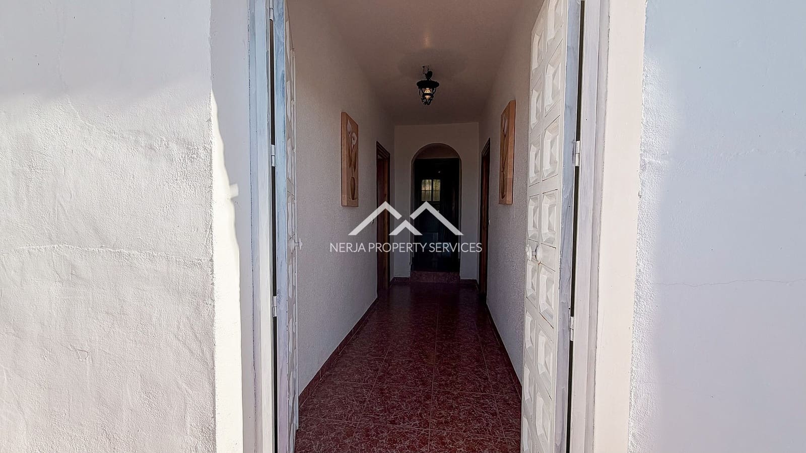 4 chambre Villa/Maison à vendre à Nerja avec piscine - 335 000 € (Ref: 9752354)