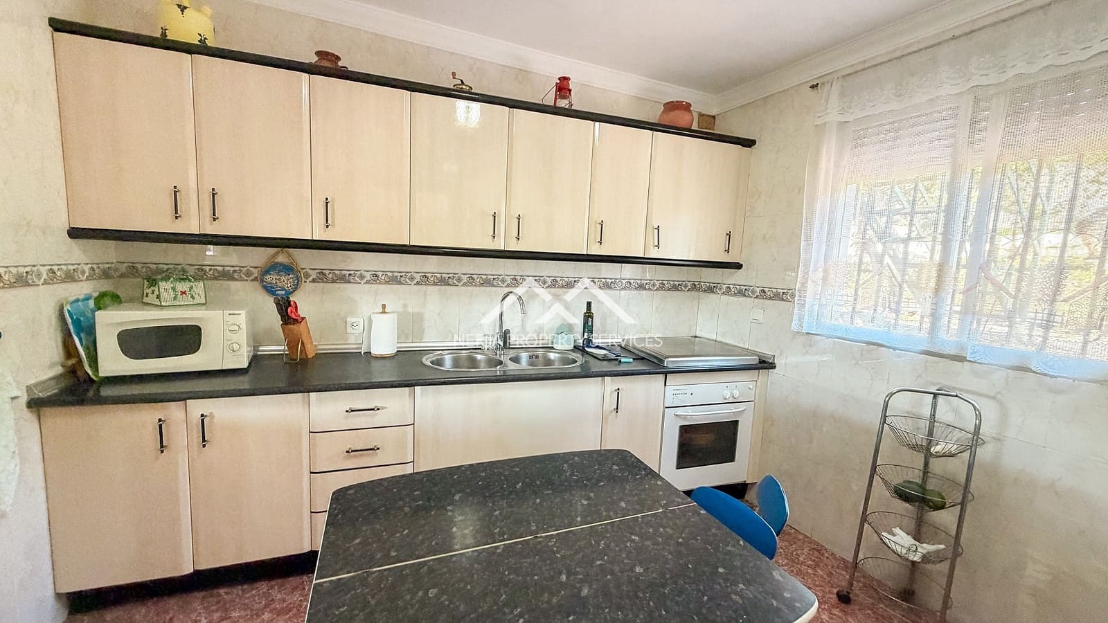 4 chambre Villa/Maison à vendre à Nerja avec piscine - 335 000 € (Ref: 9752354)