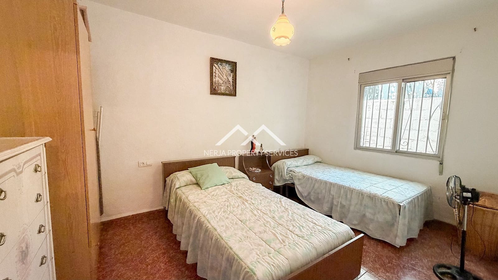 4 chambre Villa/Maison à vendre à Nerja avec piscine - 335 000 € (Ref: 9752354)