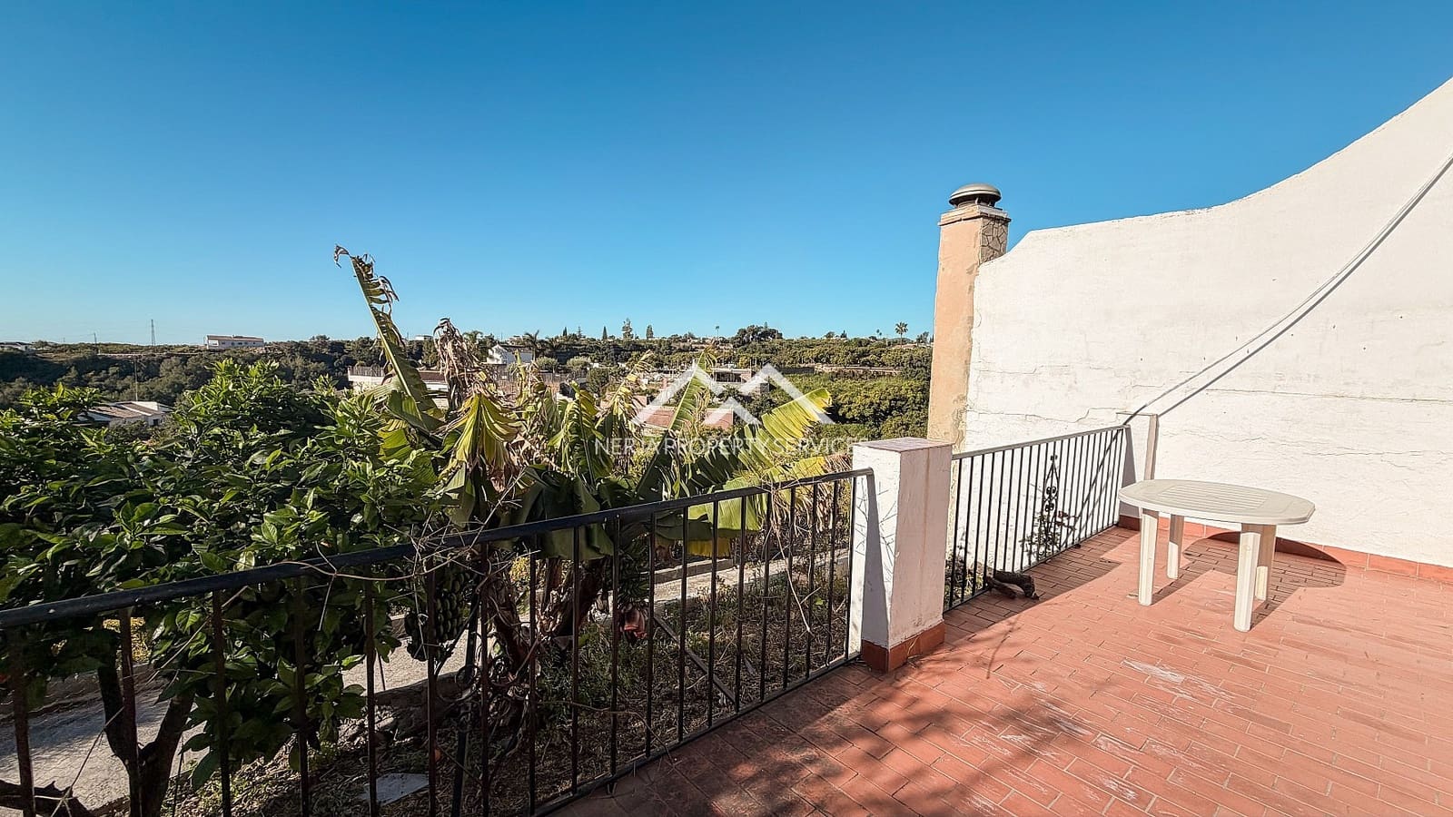 4 chambre Villa/Maison à vendre à Nerja avec piscine - 335 000 € (Ref: 9752354)