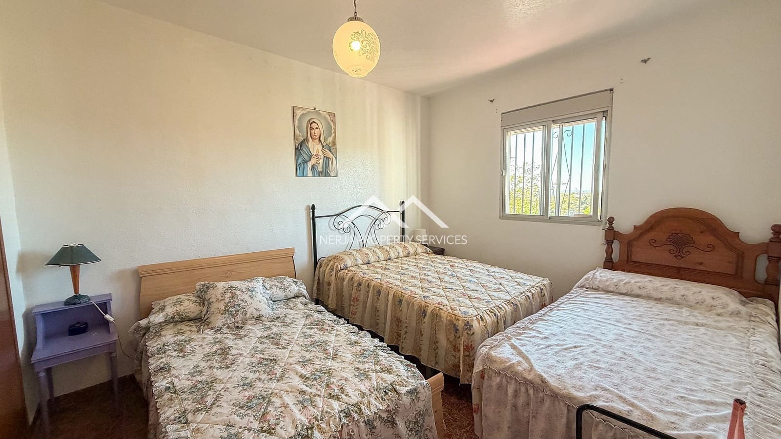 4 chambre Villa/Maison à vendre à Nerja avec piscine - 335 000 € (Ref: 9752354)