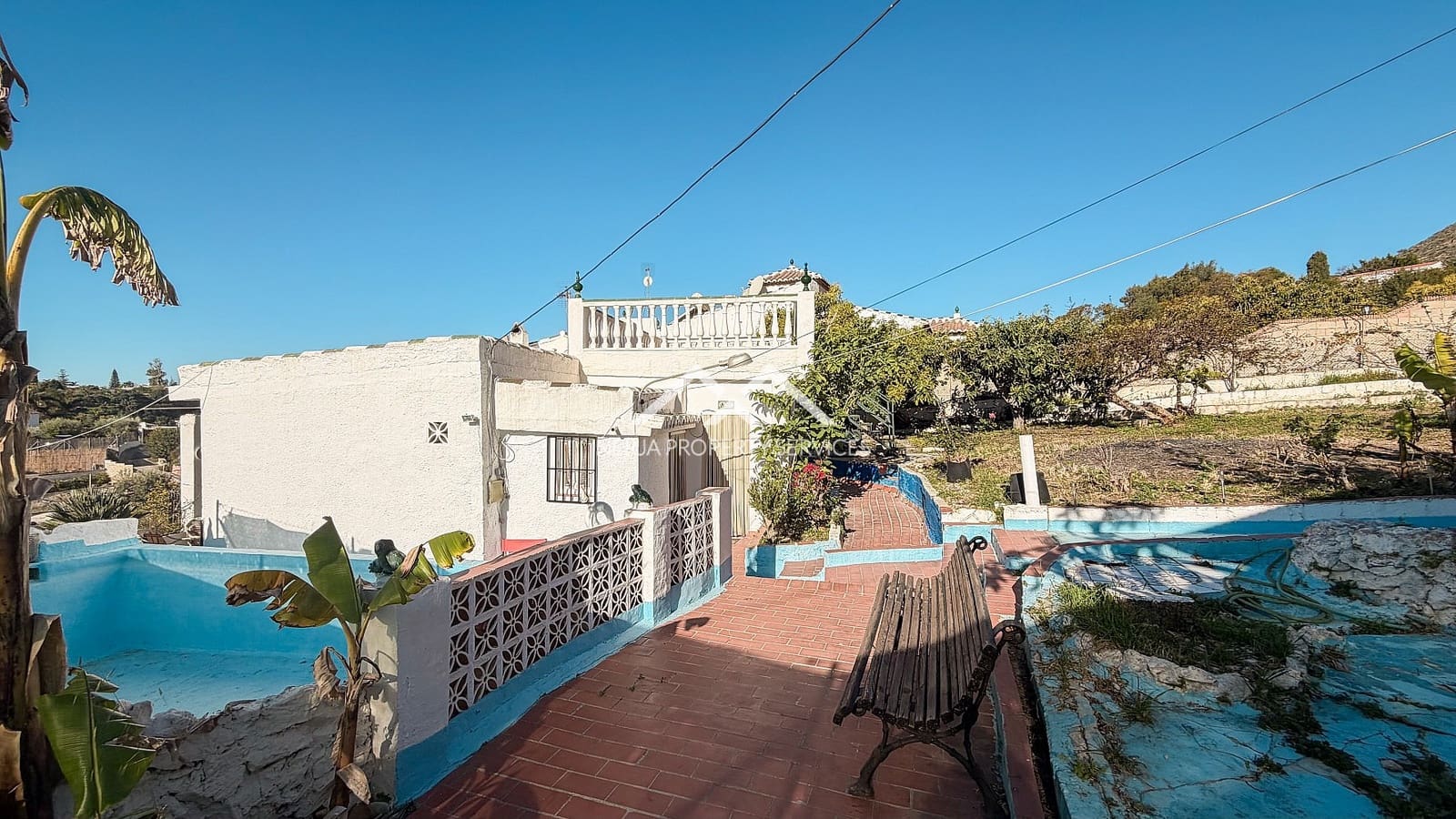 4 chambre Villa/Maison à vendre à Nerja avec piscine - 335 000 € (Ref: 9752354)