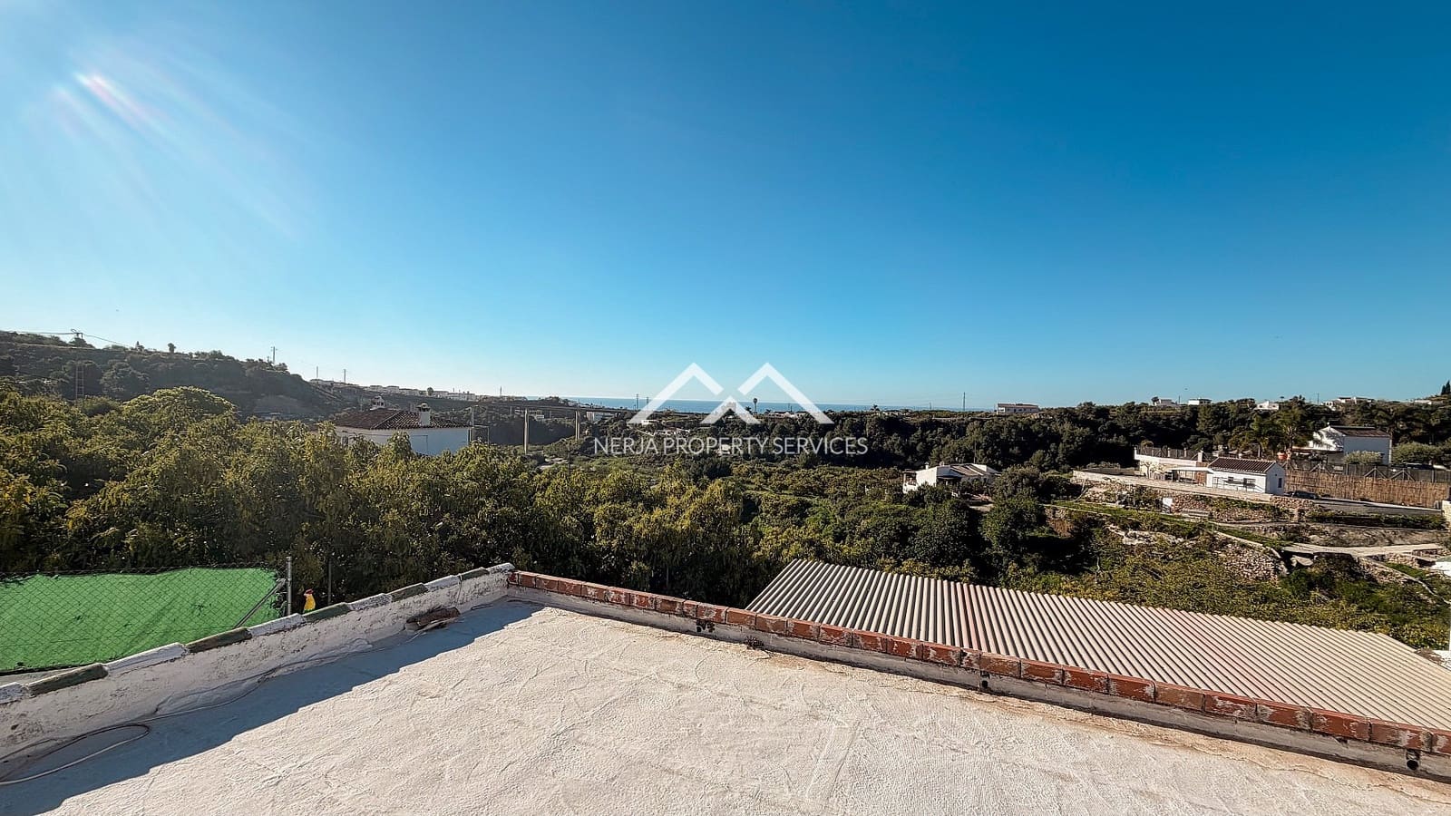 4 chambre Villa/Maison à vendre à Nerja avec piscine - 335 000 € (Ref: 9752354)