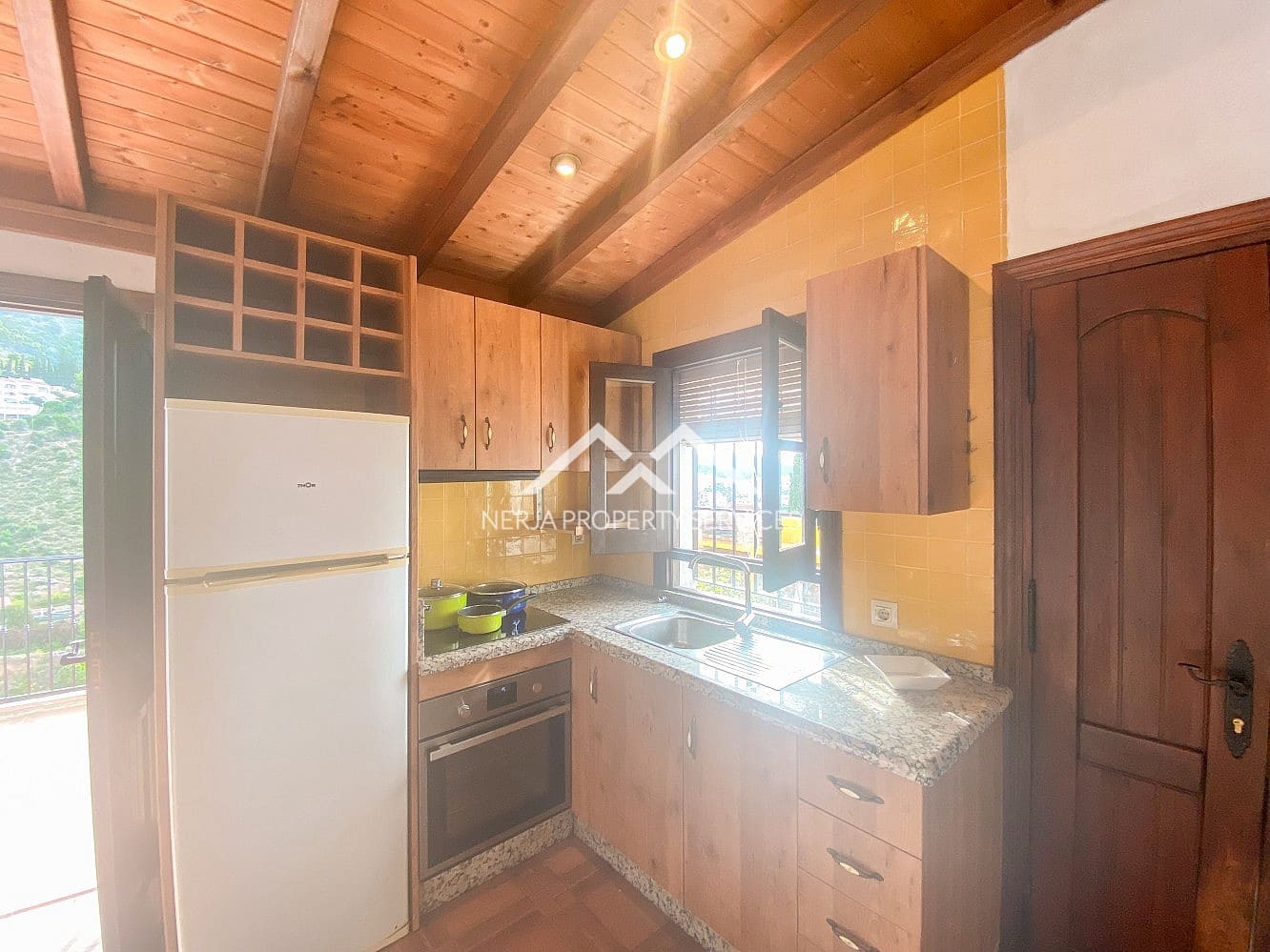 2 bedroom Finca/Country House for rent in Frigiliana with pool garage - € 1,200 (Ref: 9789746)