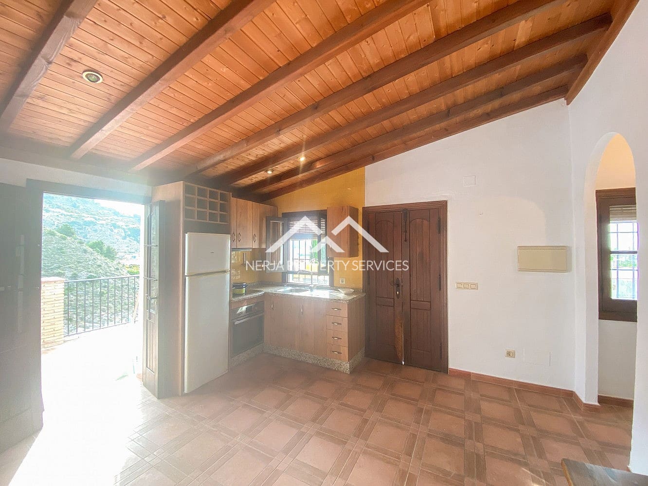 2 bedroom Finca/Country House for rent in Frigiliana with pool garage - € 1,200 (Ref: 9789746)