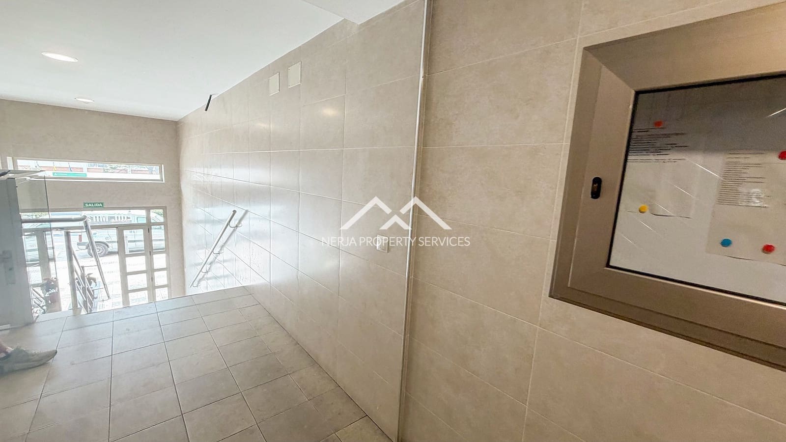 2 Zimmer Apartment zu verkaufen in Nerja - 189.900 € (Ref: 9793304)