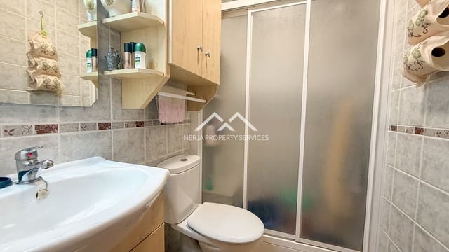 2 Zimmer Apartment zu verkaufen in Avda Pescia - Ctra de Frigiliana, Nerja - 189.900 € (Ref: 9793304)