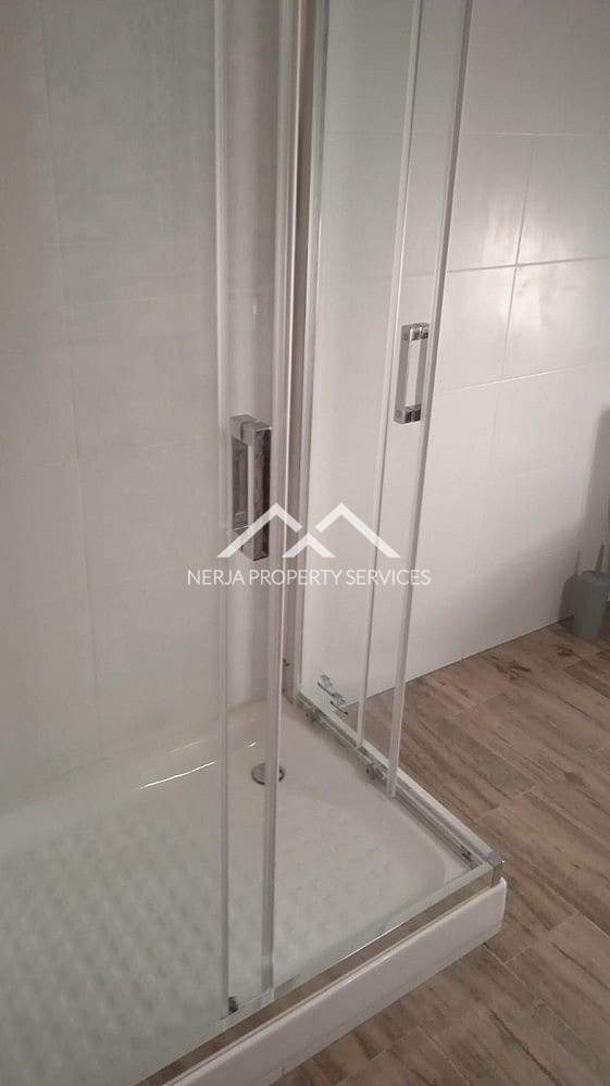 2 soverom Hus til leie i Frigiliana - € 850 (Ref: 9804816)