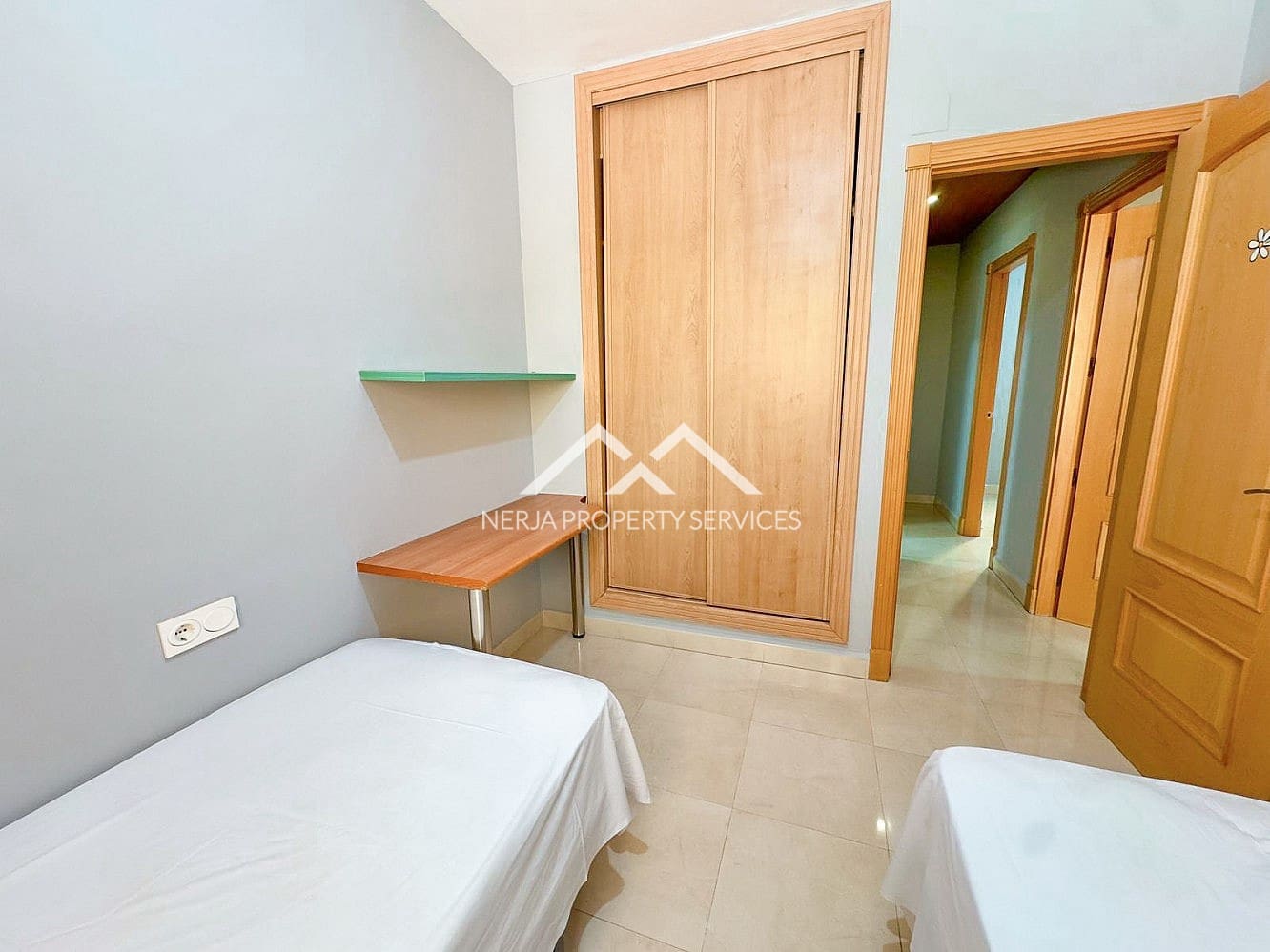 Apartamento de 3 habitaciones en Torrox-Costa en venta con garaje - 305.000 € (Ref: 9804979)