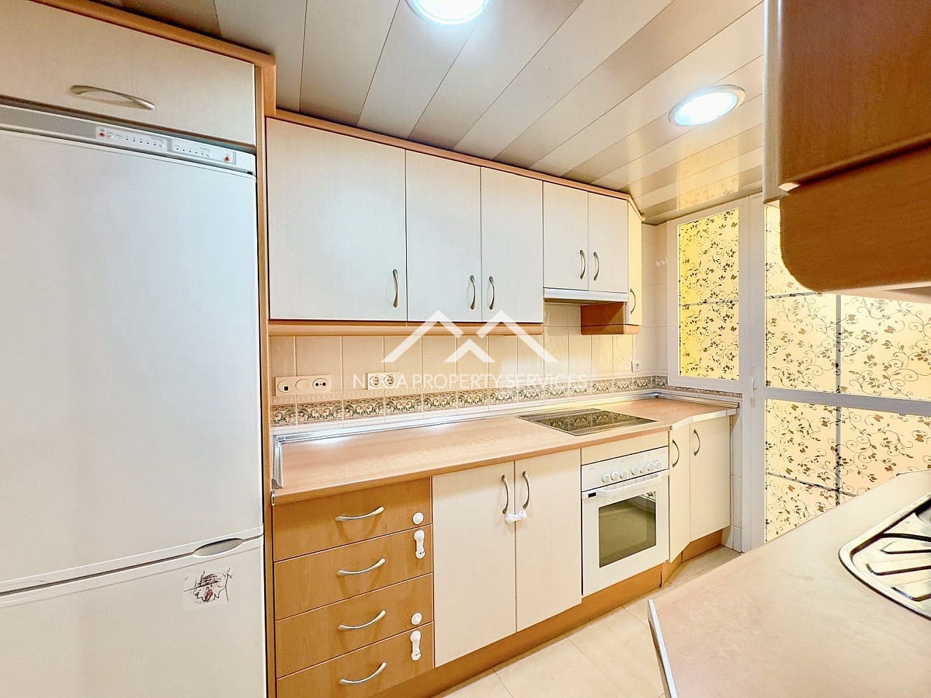 Apartamento de 3 habitaciones en Torrox-Costa en venta con garaje - 305.000 € (Ref: 9804979)