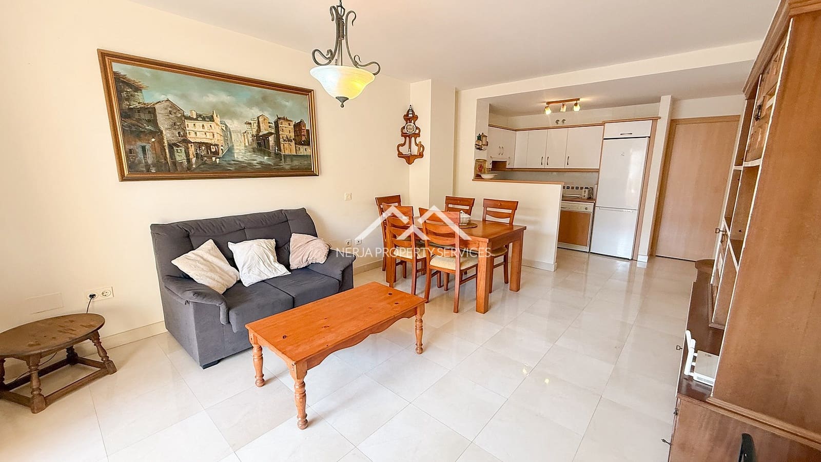 2 bedroom Apartment for sale in Nerja with pool - € 345,000 (Ref: 9819160)