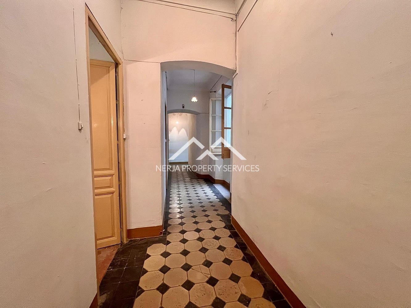 5 soveværelse Lejlighed til salg i Granada by - € 449.000 (Ref: 9823862)