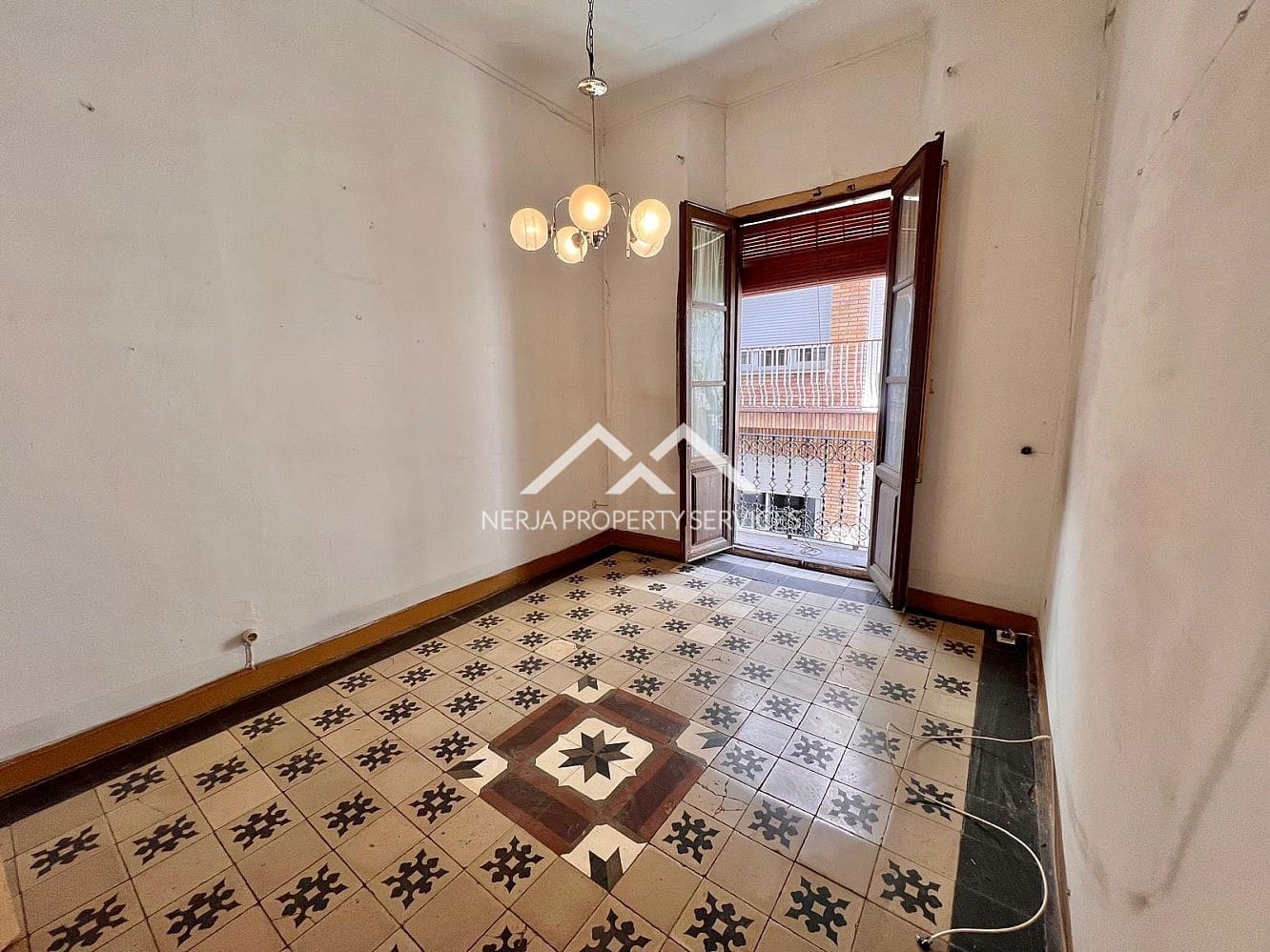 5 soveværelse Lejlighed til salg i Granada by - € 449.000 (Ref: 9823862)