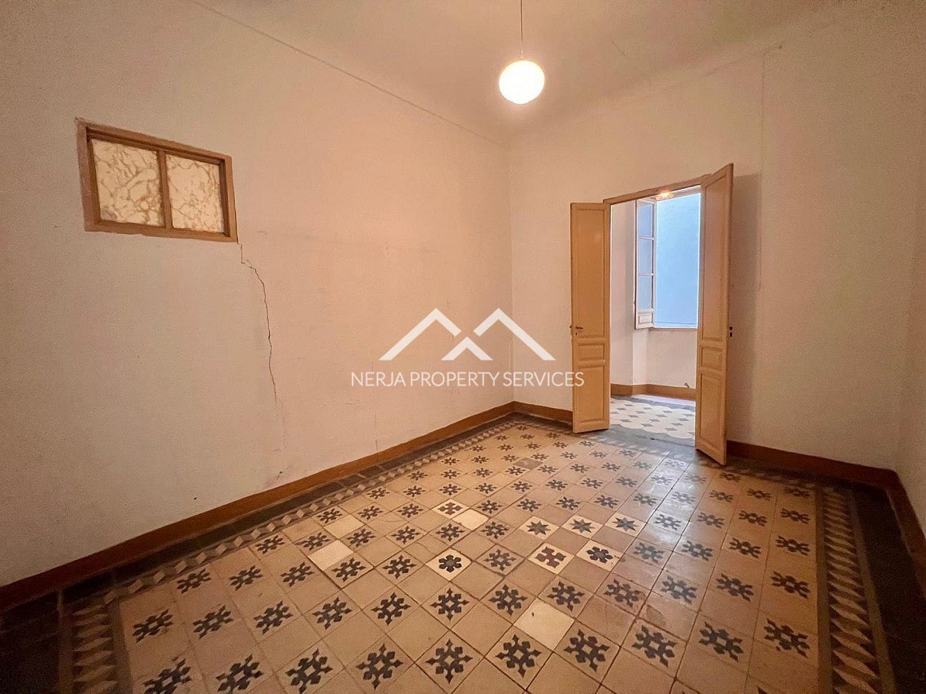 5 soveværelse Lejlighed til salg i Granada by - € 449.000 (Ref: 9823862)