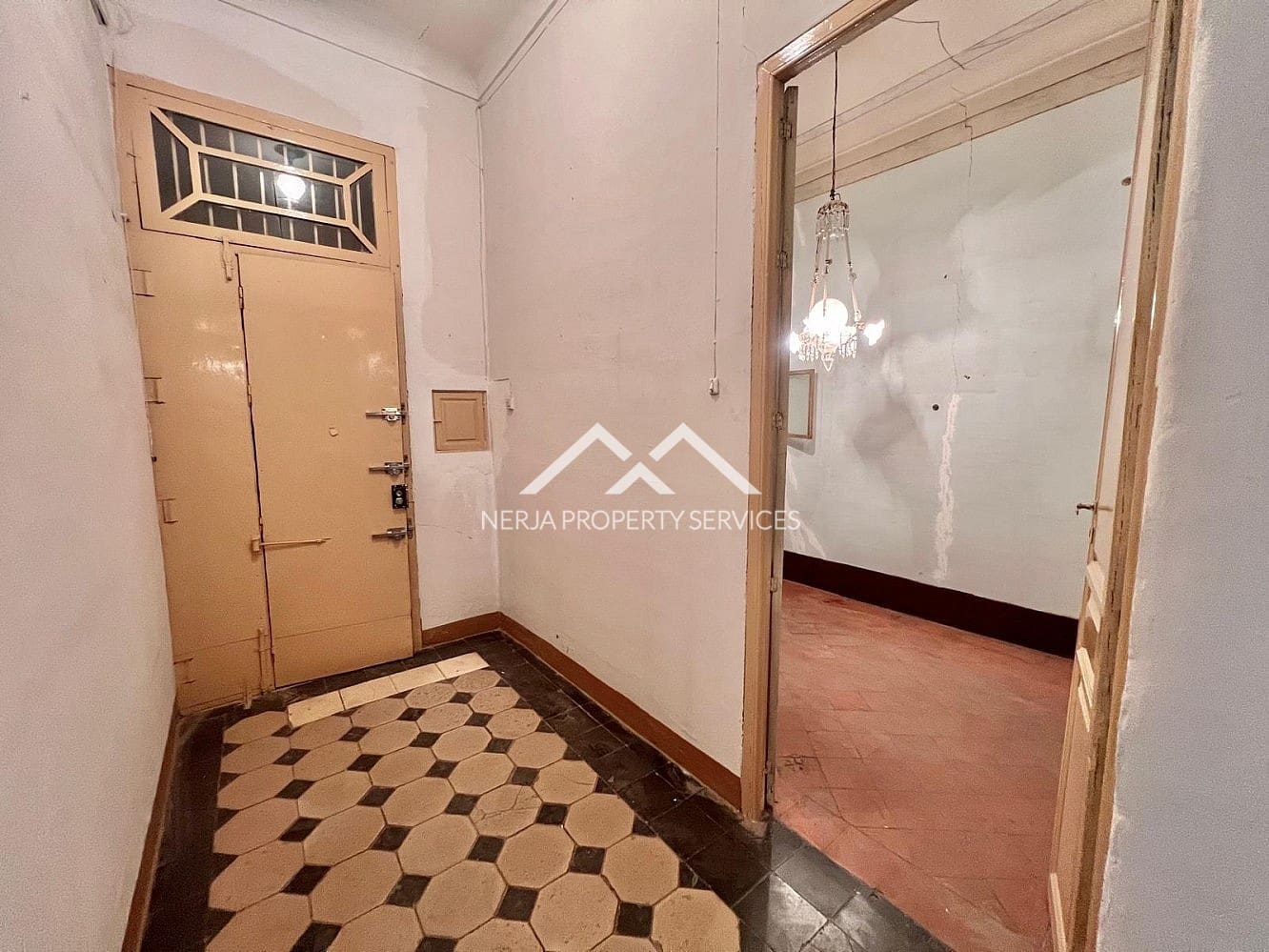 5 soveværelse Lejlighed til salg i Granada by - € 449.000 (Ref: 9823862)