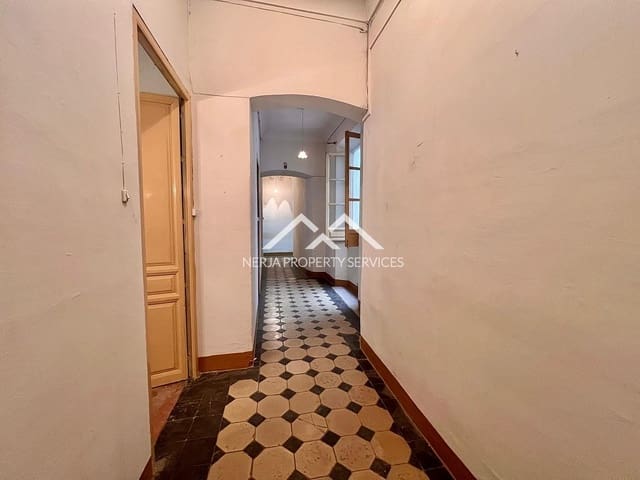 5 soveværelse Lejlighed til salg i Centro - Sagrario, Granada by - € 449.000 (Ref: 9823862)