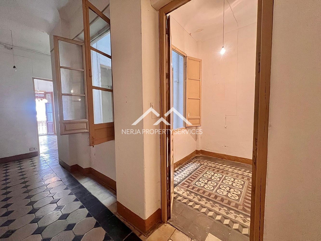 5 soveværelse Lejlighed til salg i Granada by - € 449.000 (Ref: 9823862)