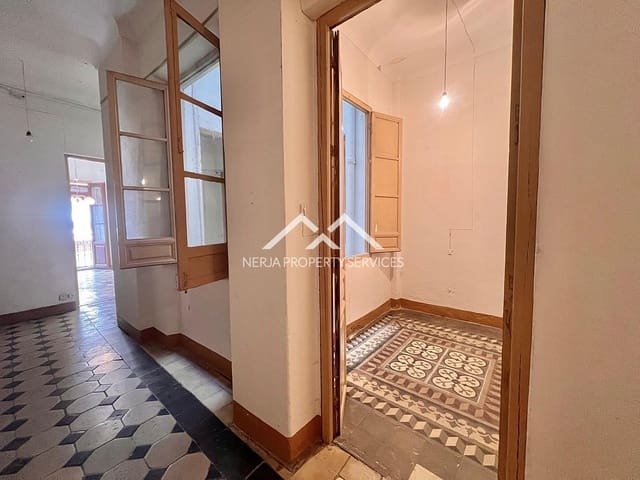 5 soveværelse Lejlighed til salg i Centro - Sagrario, Granada by - € 449.000 (Ref: 9823862)