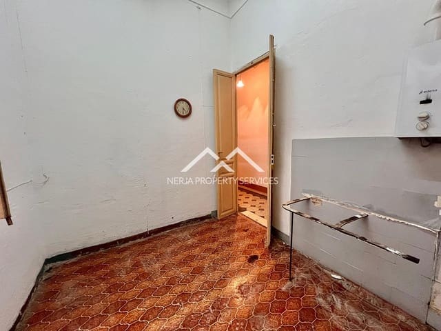 5 soveværelse Lejlighed til salg i Centro - Sagrario, Granada by - € 449.000 (Ref: 9823862)